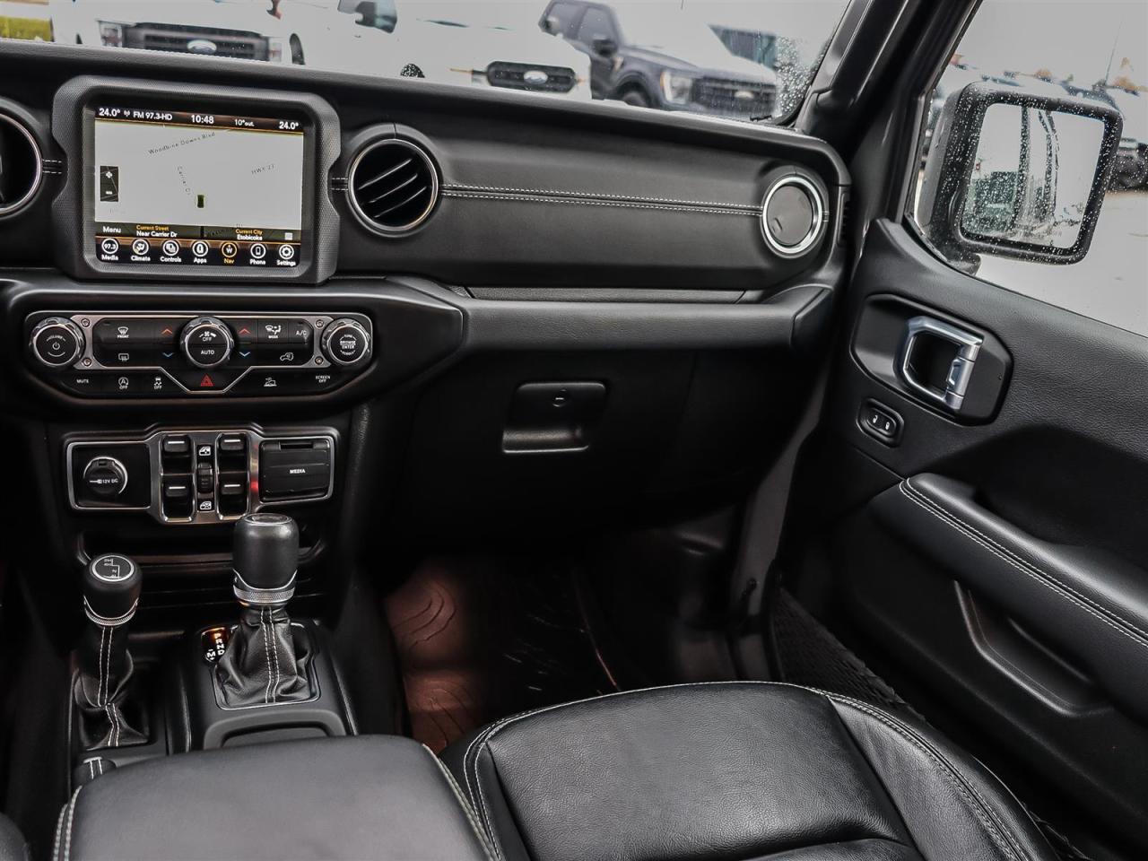 2022 Jeep Wrangler Unlimited Sahara | Navigation | Leather | Garage Door opener | Photo