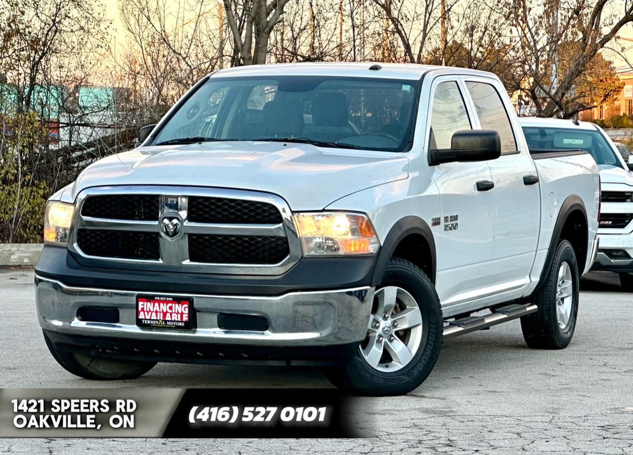 2015 RAM 1500 4WD Crew Cab 140.5" ST - Photo #1