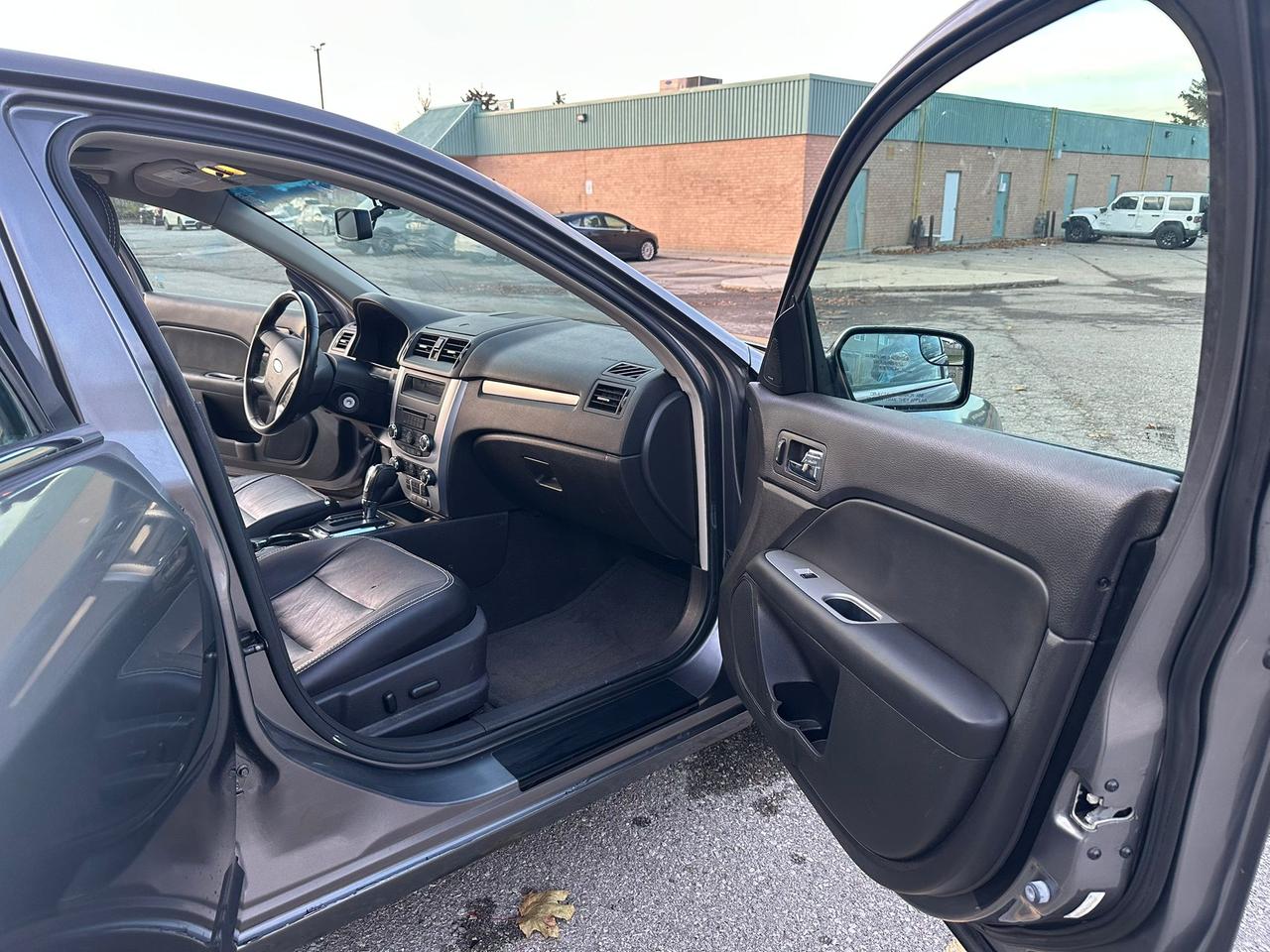 2012 Ford Fusion SEL Photo