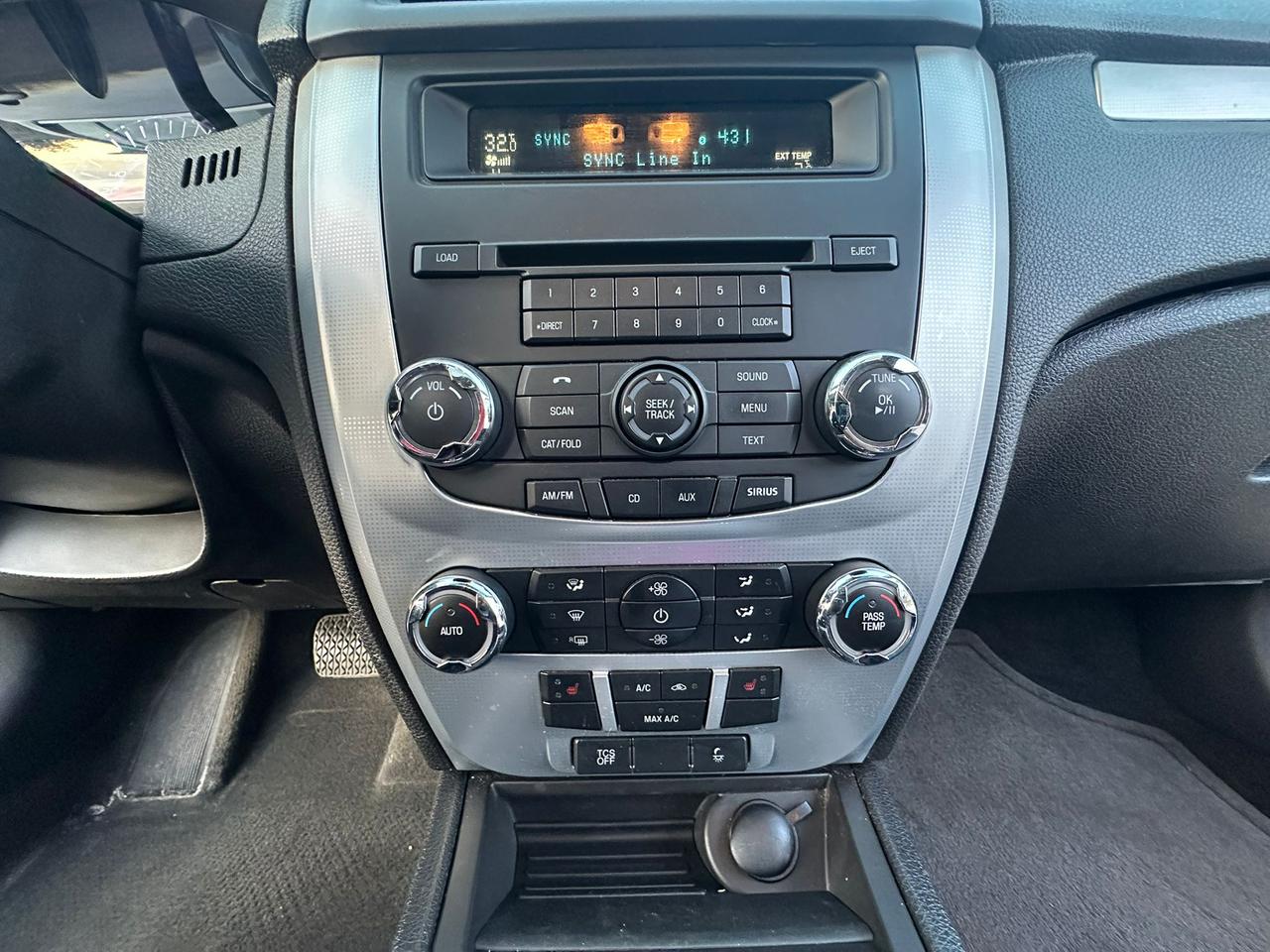 2012 Ford Fusion SEL Photo
