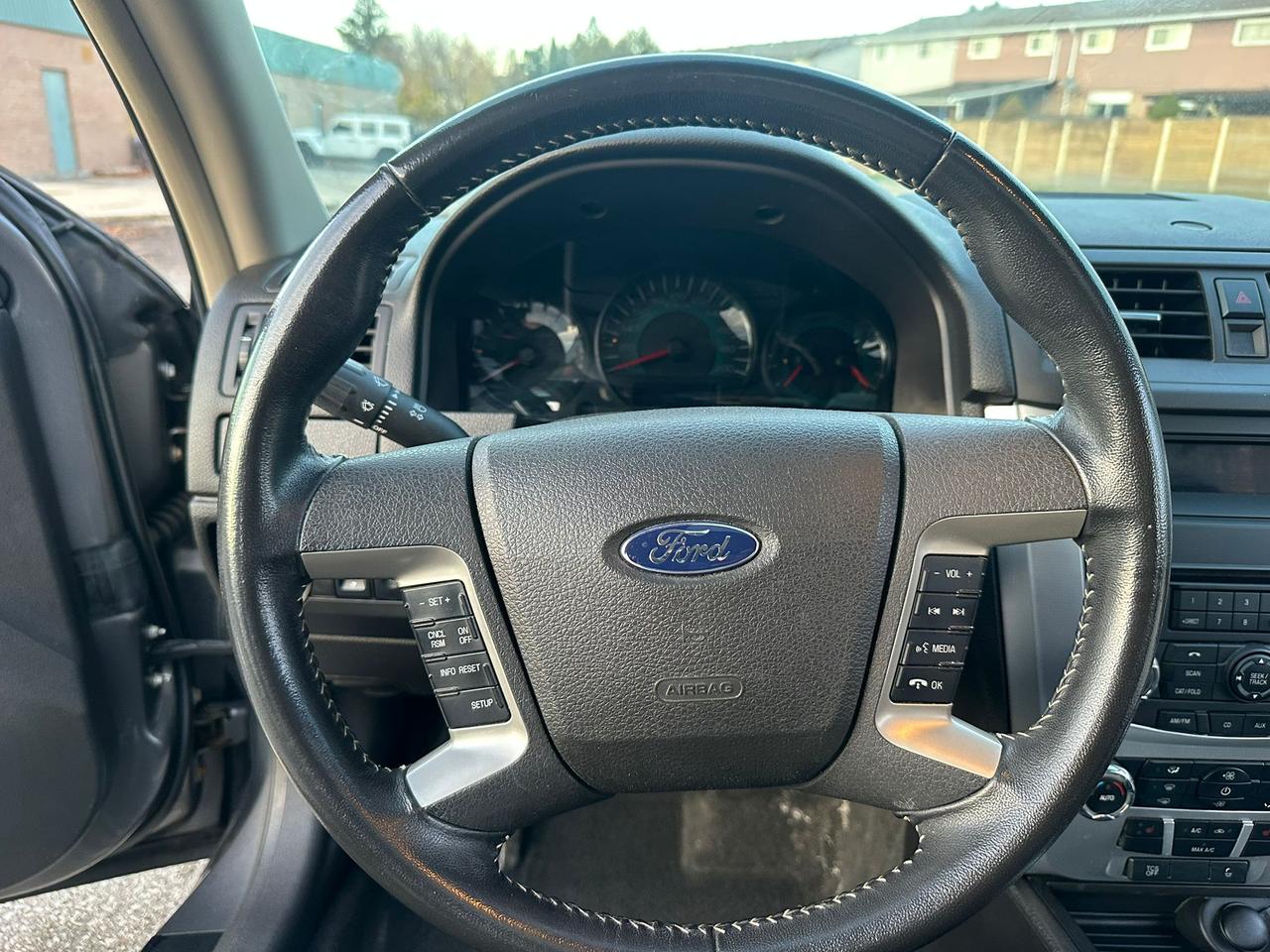 2012 Ford Fusion SEL Photo