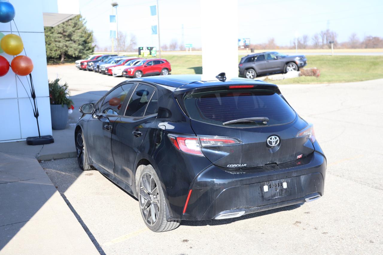 2019 Toyota Corolla Hatchback Base CVT Photo5