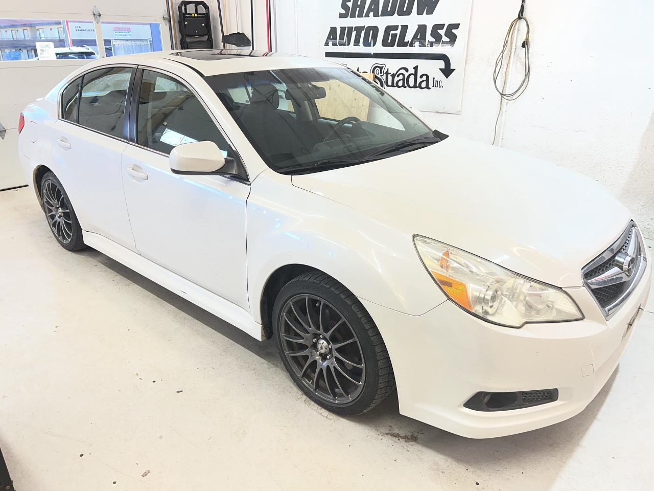 Used 2010 Subaru Legacy 4dr Sdn H4 Man Prem All-Weather-Pwr Moon for sale in London, ON