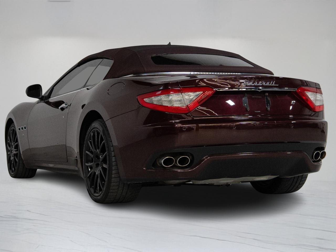 2011 Maserati GranTurismo Convertible CONVERTIBLE | BOSE | NAV | 20 IN Photo4