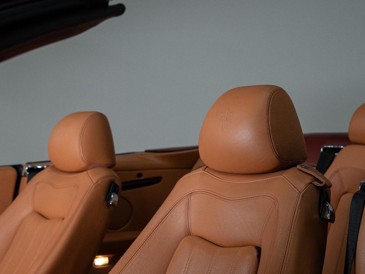 2011 Maserati GranTurismo Convertible CONVERTIBLE | BOSE | NAV | 20 IN Photo