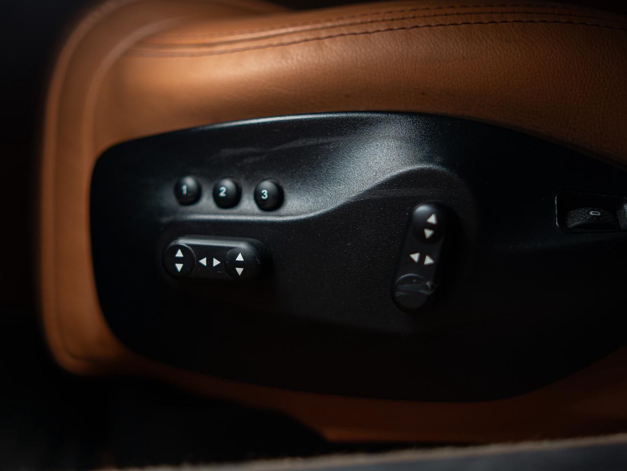 2011 Maserati GranTurismo Convertible CONVERTIBLE | BOSE | NAV | 20 IN Photo