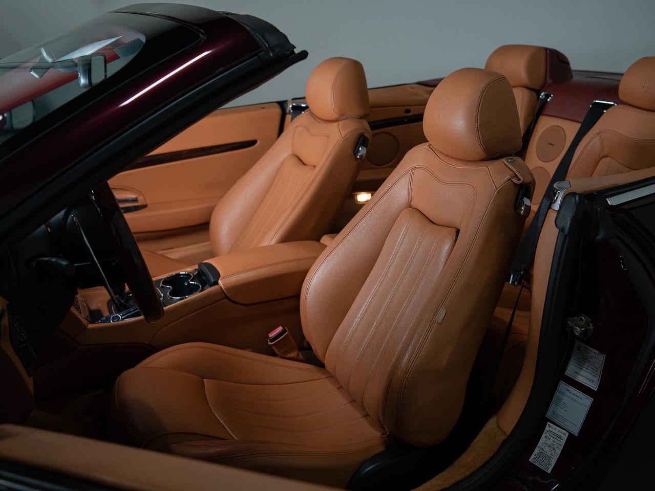 2011 Maserati GranTurismo Convertible CONVERTIBLE | BOSE | NAV | 20 IN Photo