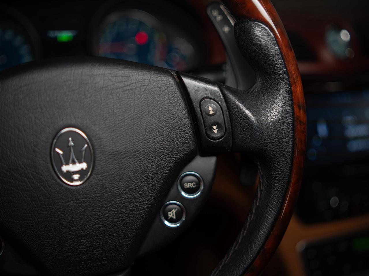 2011 Maserati GranTurismo Convertible CONVERTIBLE | BOSE | NAV | 20 IN Photo