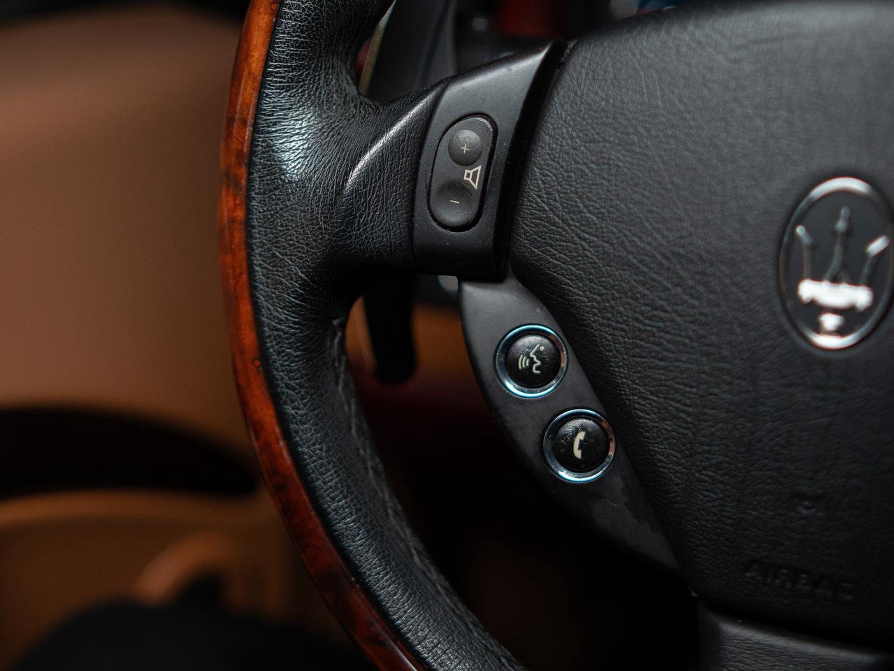 2011 Maserati GranTurismo Convertible CONVERTIBLE | BOSE | NAV | 20 IN Photo