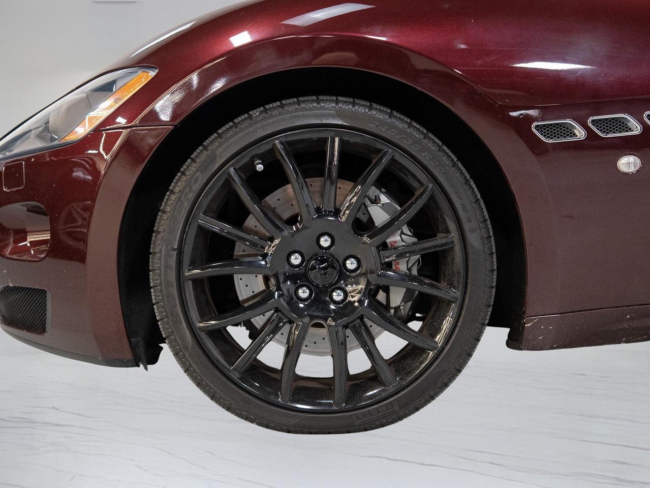 2011 Maserati GranTurismo Convertible CONVERTIBLE | BOSE | NAV | 20 IN Photo