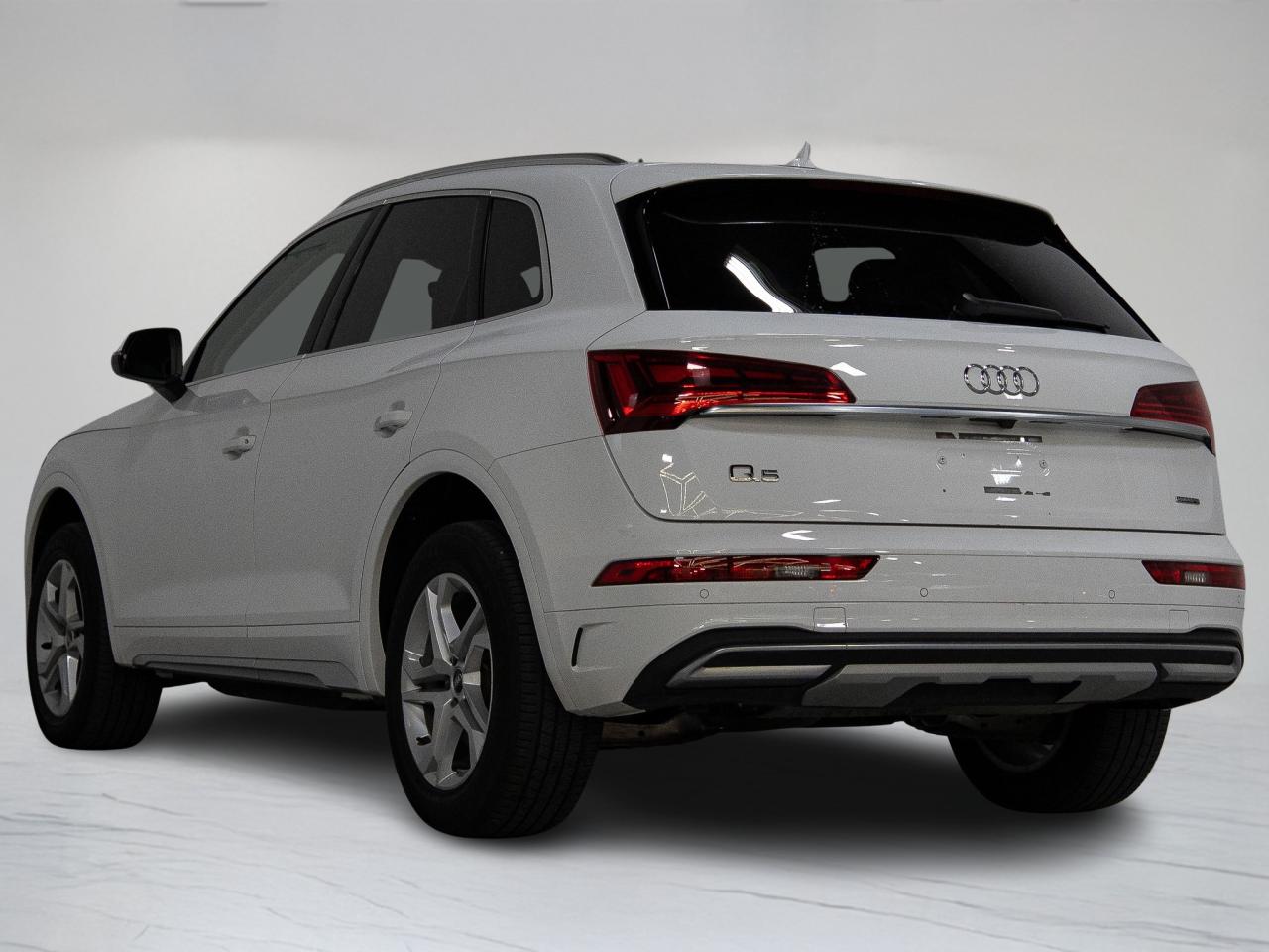 2022 Audi Q5 KOMFORT | CARPLAY | CONVENIENCE PKG | NAV Photo