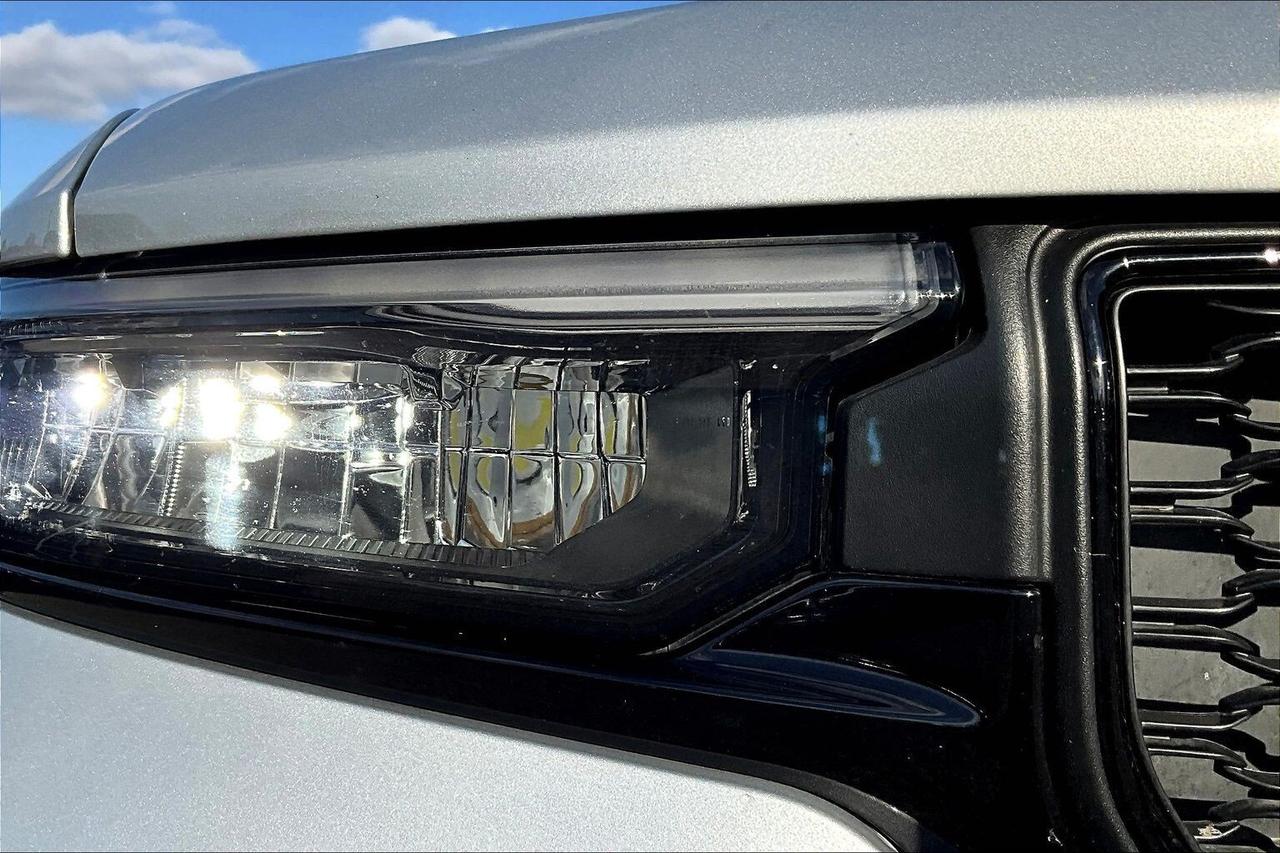 2022 Jeep Grand Cherokee L Altitude | 6Seat | Sunroof | SafetyTech | NAV |4X4 Photo