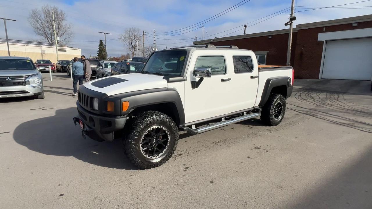 2009 Hummer H3T ALPHA 4x4 | 5.3L V8 | RARE | LEATHER | CERTIFIED! Photo
