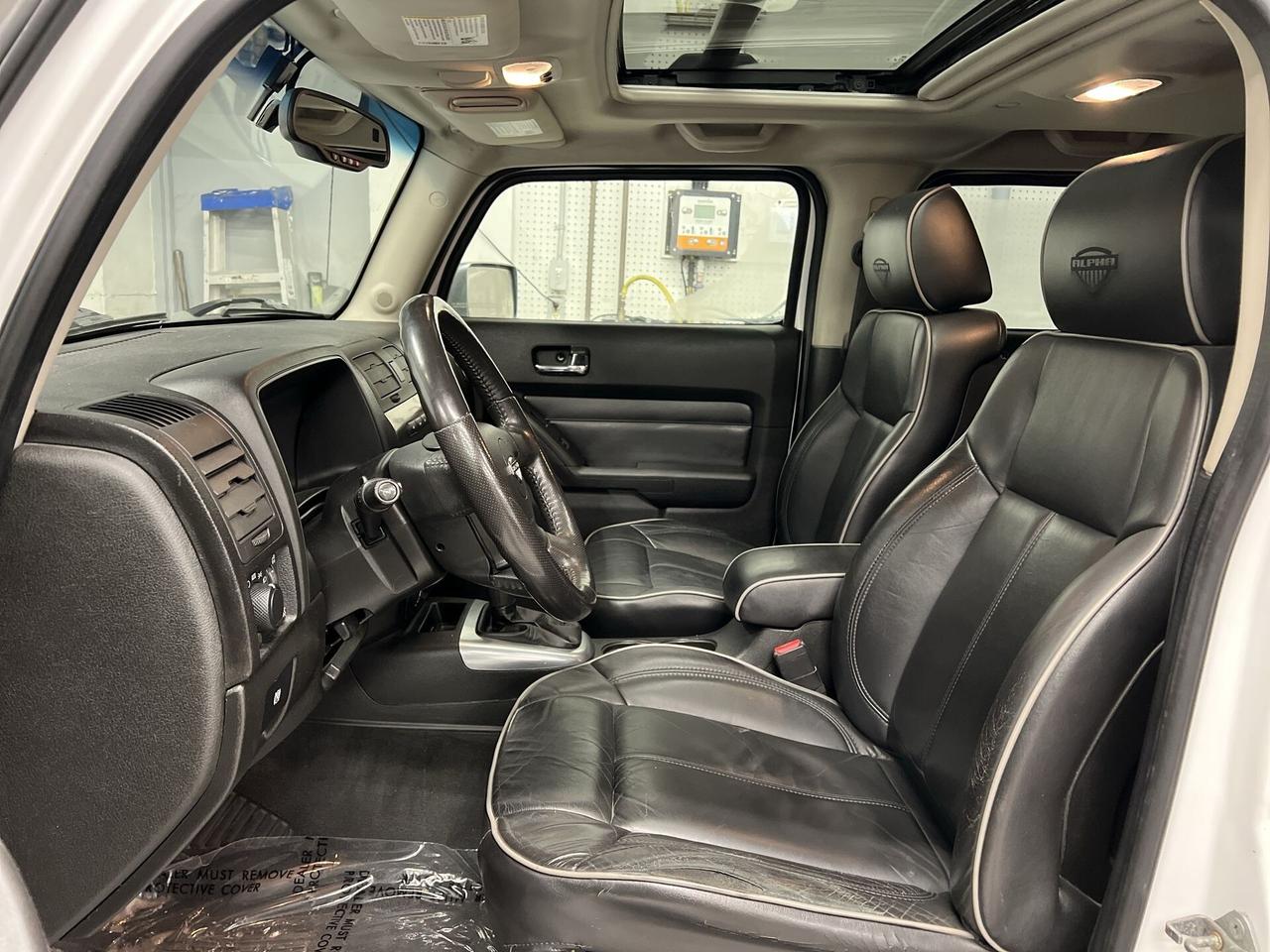 2009 Hummer H3T ALPHA 4x4 | 5.3L V8 | RARE | LEATHER | CERTIFIED! Photo