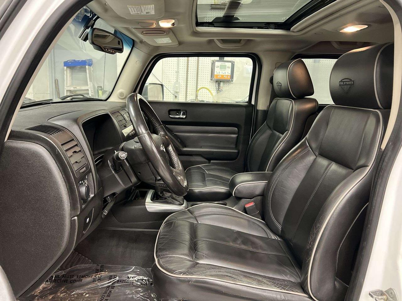 2009 Hummer H3 ALPHA H3T 4X4 | 5.3L V8 | RARE | HTD LEATHER Photo