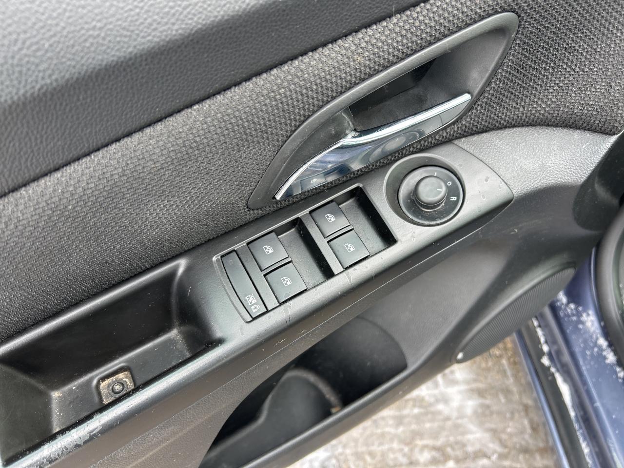 2014 Chevrolet Cruze LT, CLEAN CARFAX, REMOTE START, BACK UP CAMERA! - Photo #16