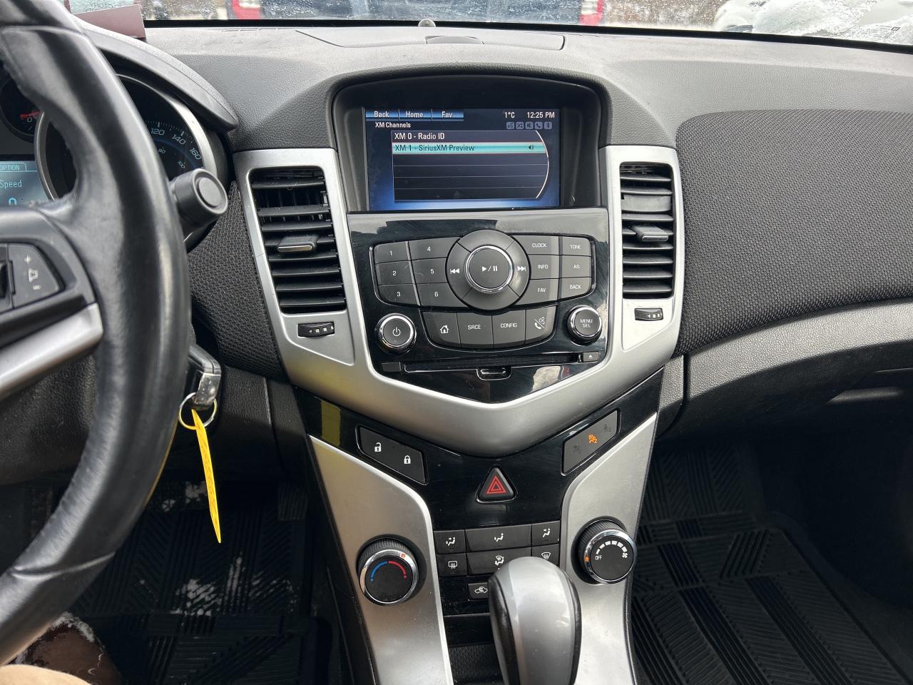 2014 Chevrolet Cruze LT, CLEAN CARFAX, REMOTE START, BACK UP CAMERA! - Photo #19