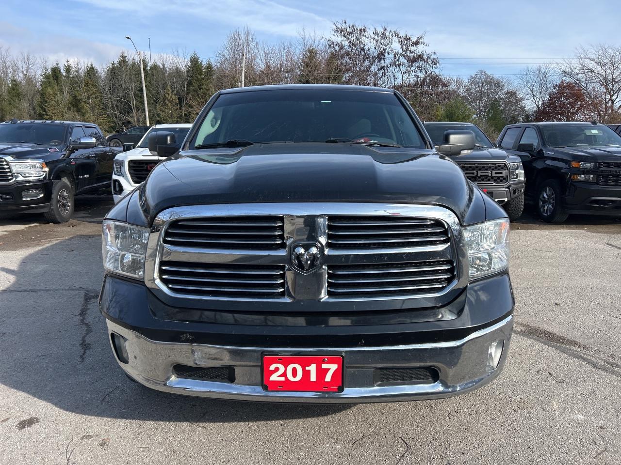 2017 RAM 1500 SLT CREW, 4X4, HEATED SEATS & STEERING WHEEL! - Photo #3