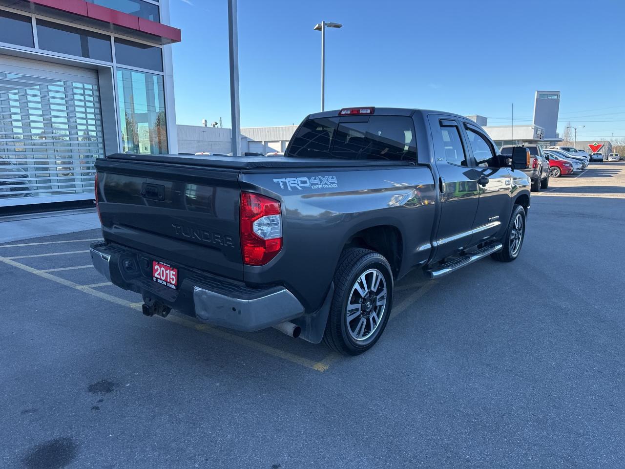 2015 Toyota Tundra TRD OFFROAD Photo4