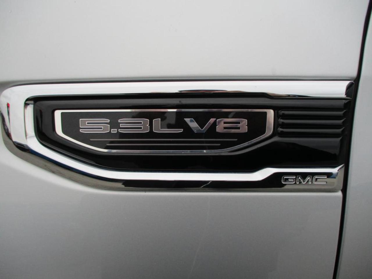 2020 GMC Sierra 1500 SLE CREW CAB 4X4 Photo9