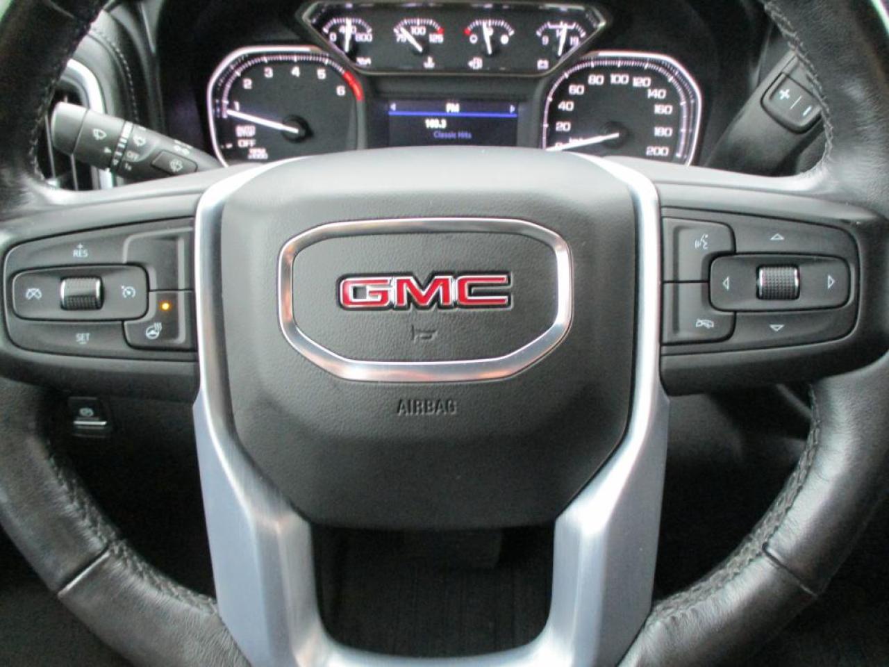 2020 GMC Sierra 1500 SLE CREW CAB 4X4 Photo16