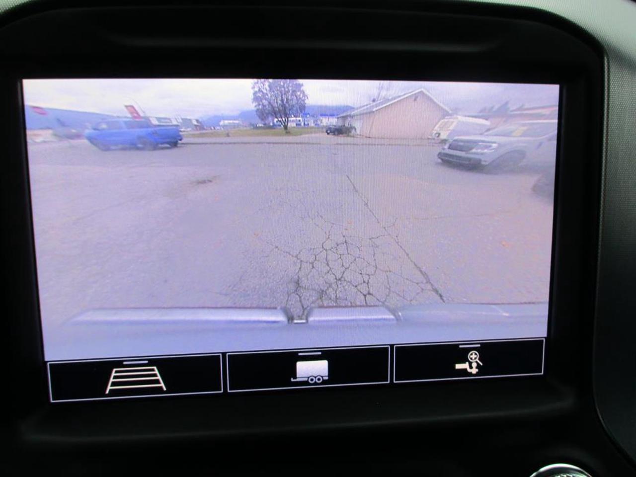 2020 GMC Sierra 1500 SLE CREW CAB 4X4 Photo