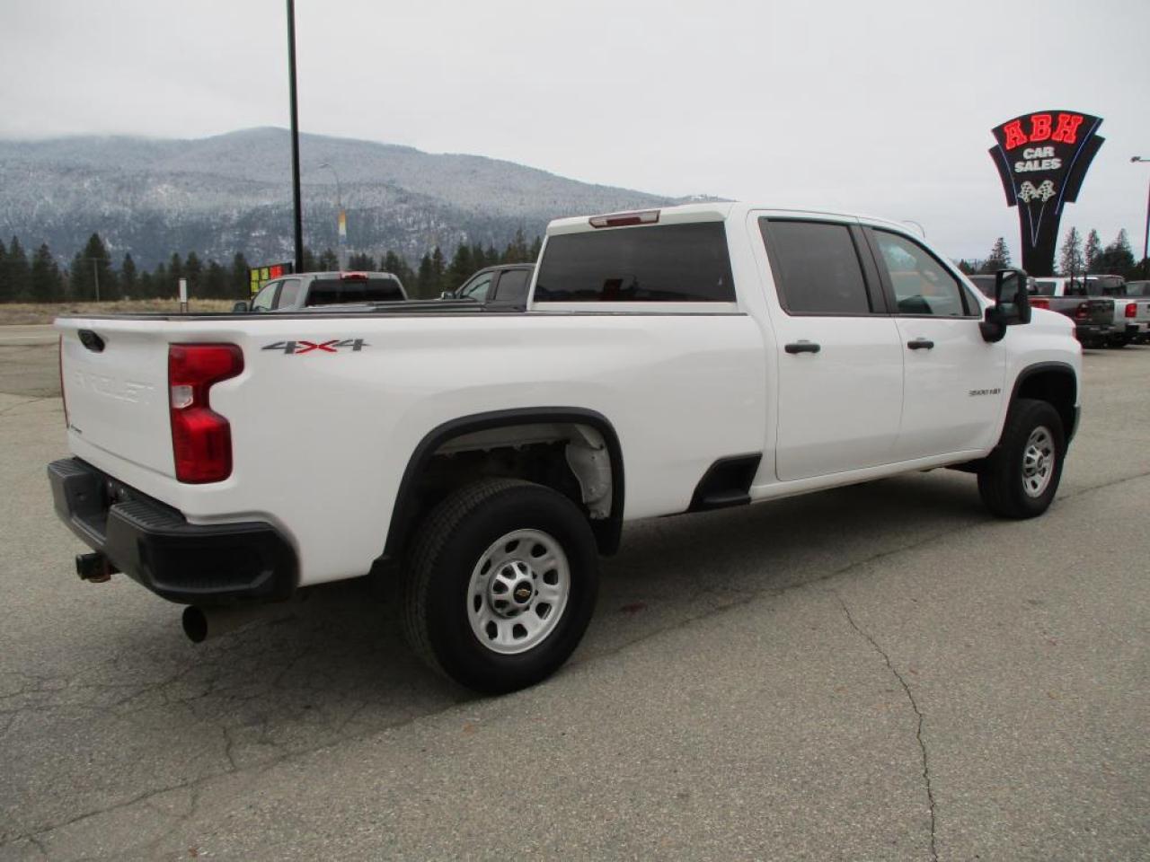 2021 Chevrolet Silverado 3500HD CREW CAB 4X4 - Photo #5