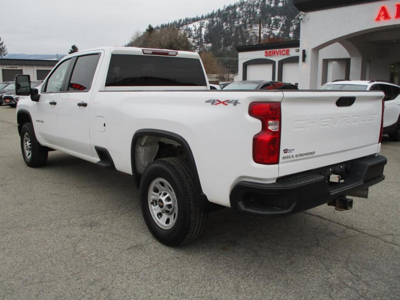 2021 Chevrolet Silverado 3500HD CREW CAB 4X4 - Photo #6