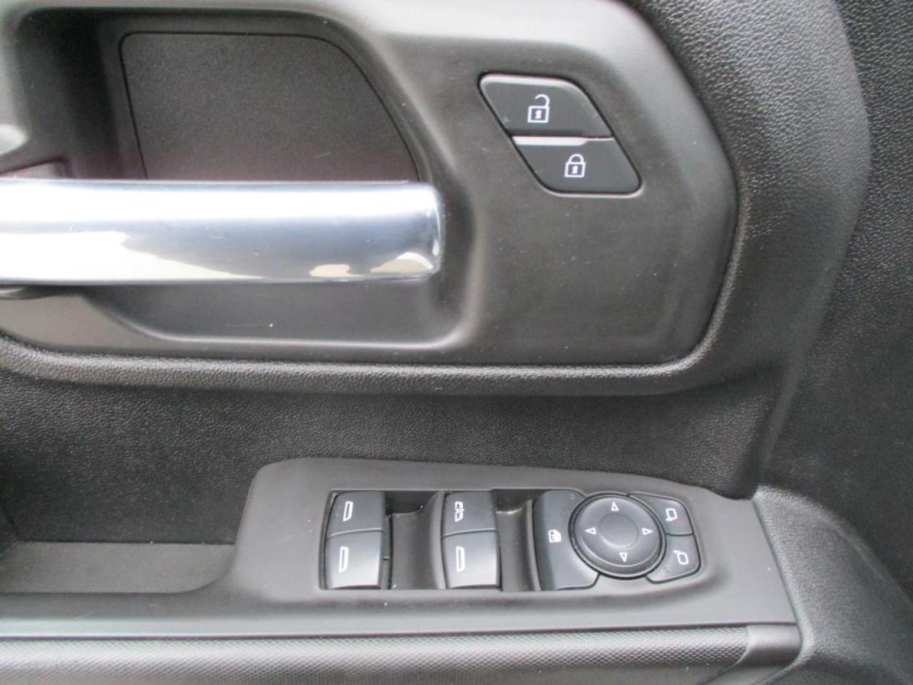 2021 Chevrolet Silverado 3500HD CREW CAB 4X4 - Photo #11