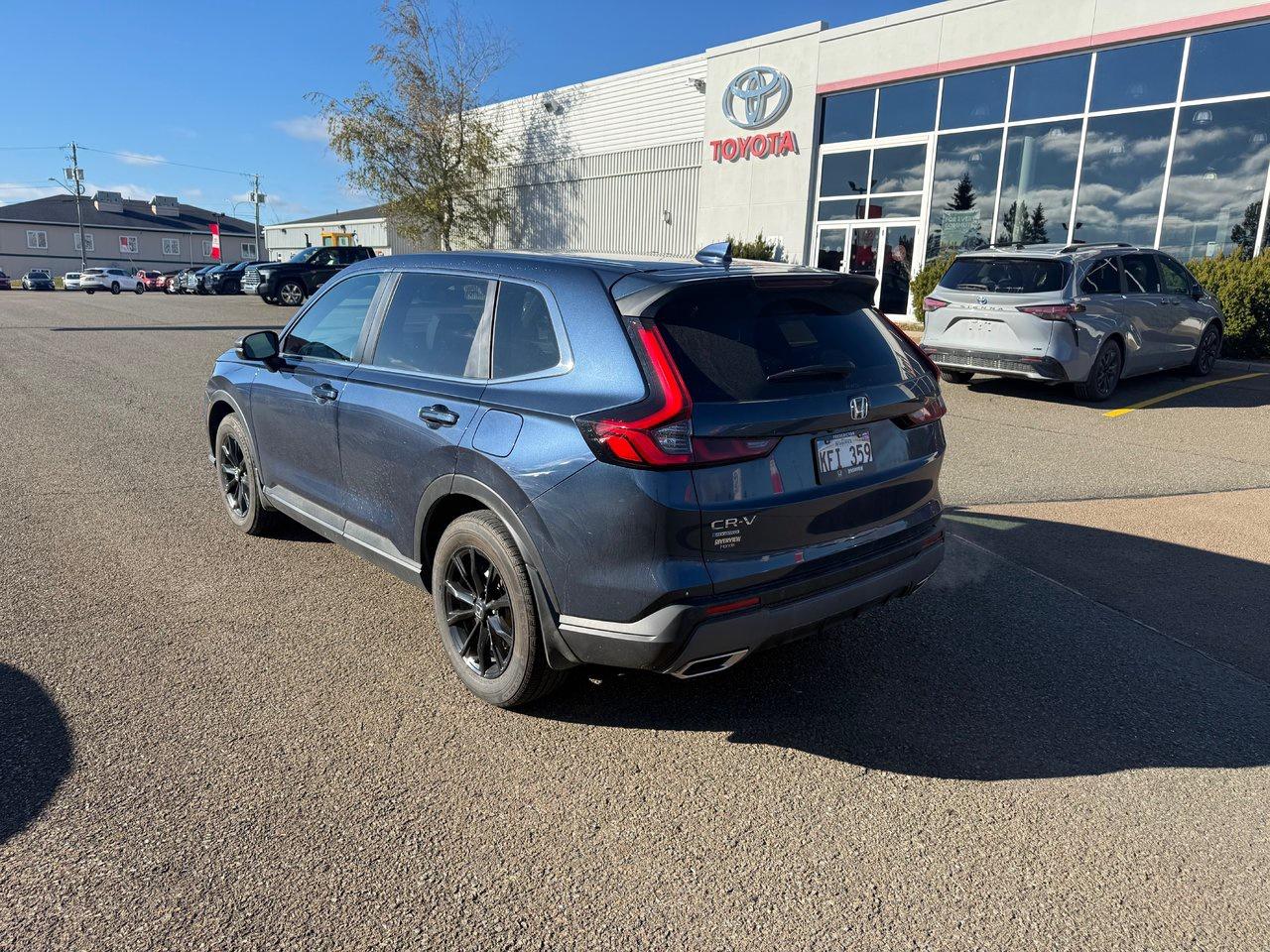 2025 Honda CR-V Hybrid EX-L Photo