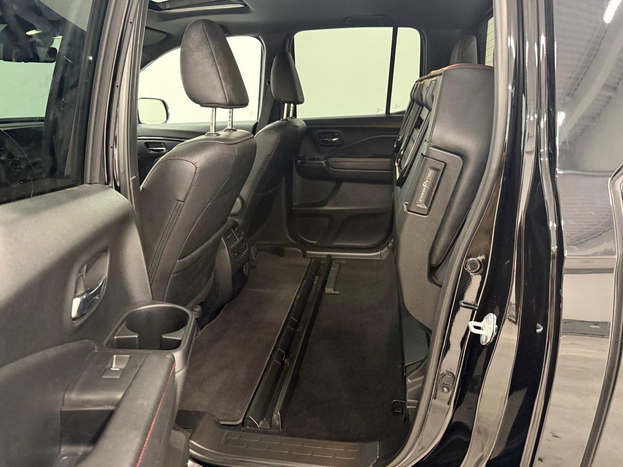 2022 Honda Ridgeline Black Edition Photo