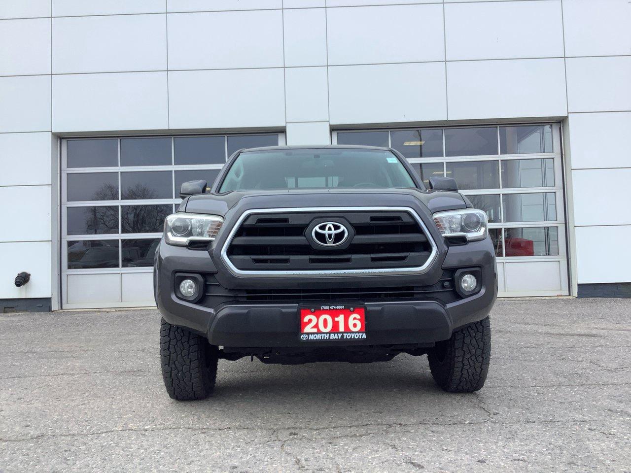 2016 Toyota Tacoma SR5 Photo