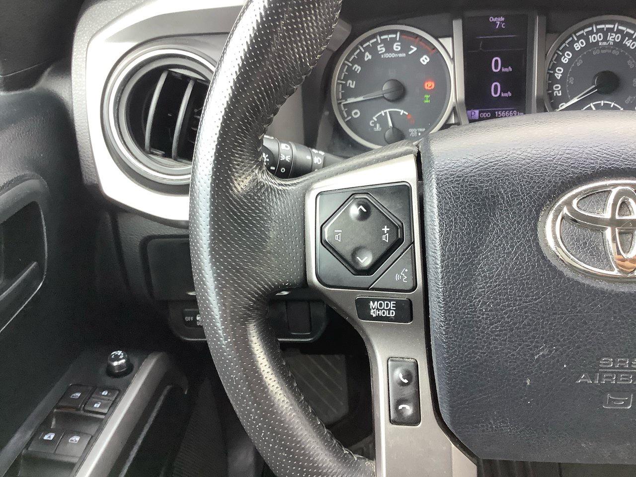 2016 Toyota Tacoma SR5 Photo