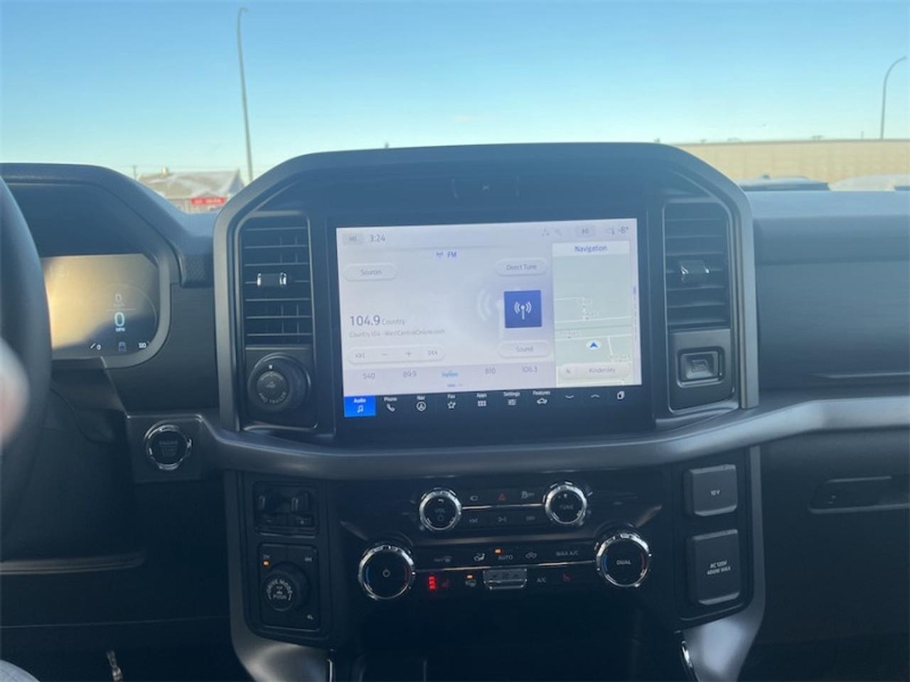 2025 Ford F-150 XLT  - 18" Wheels - Tow Package Photo5