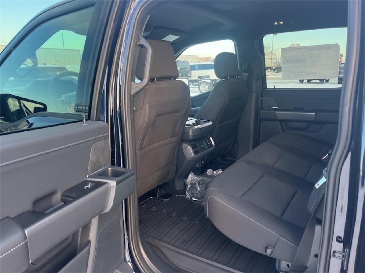 2025 Ford F-150 XLT  - 18" Wheels - Tow Package Photo5