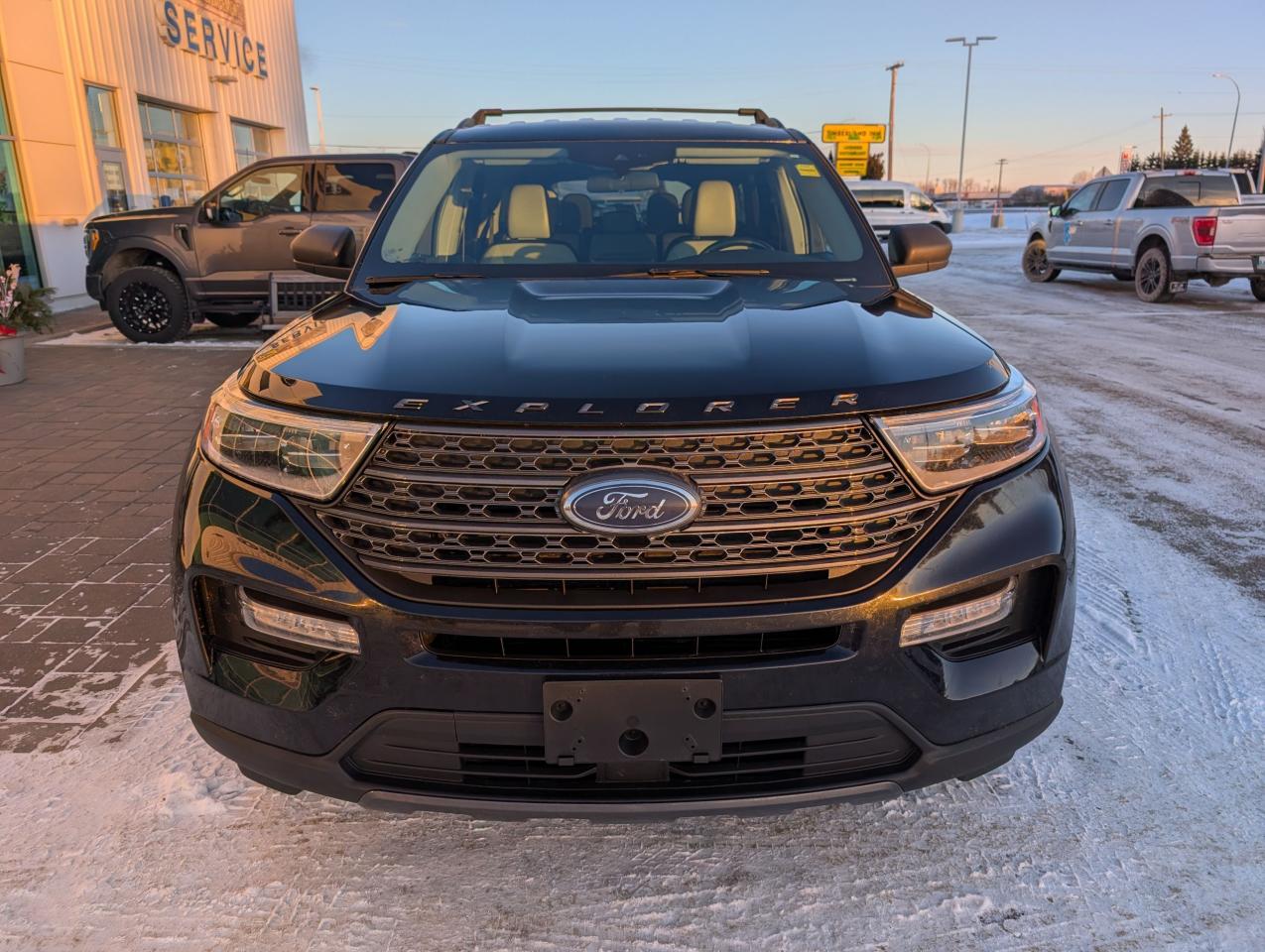 2021 Ford Explorer XLT Photo