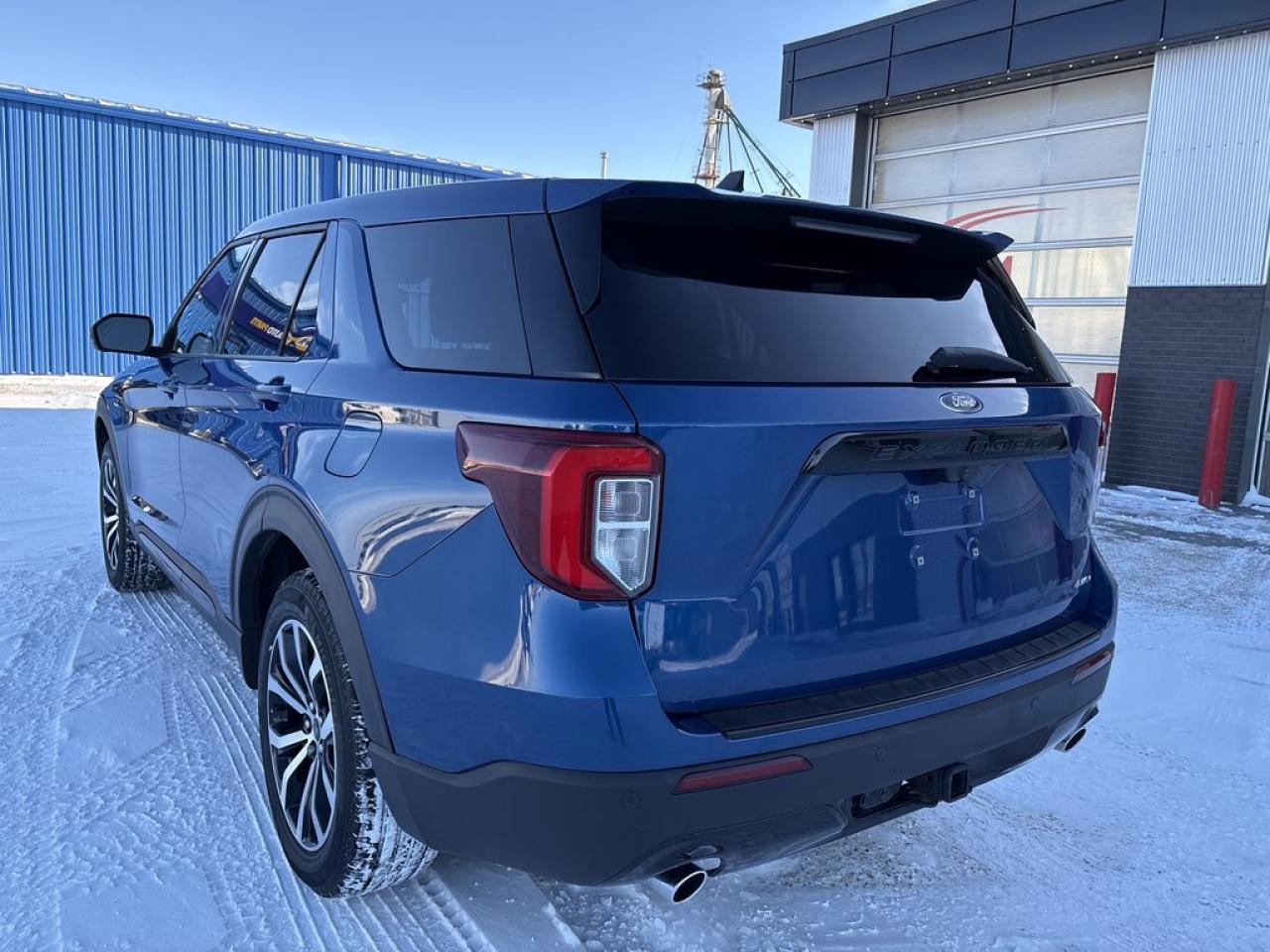 2022 Ford Explorer ST-Line Photo4