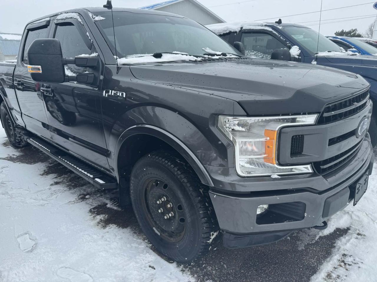 2019 Ford F-150 XLT Photo5