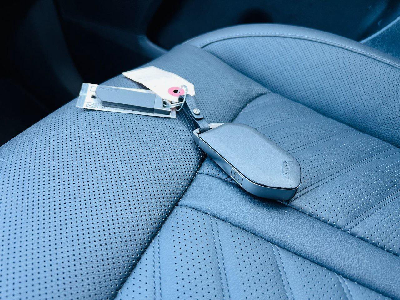 2025 Kia Sorento X-Line Limited Photo