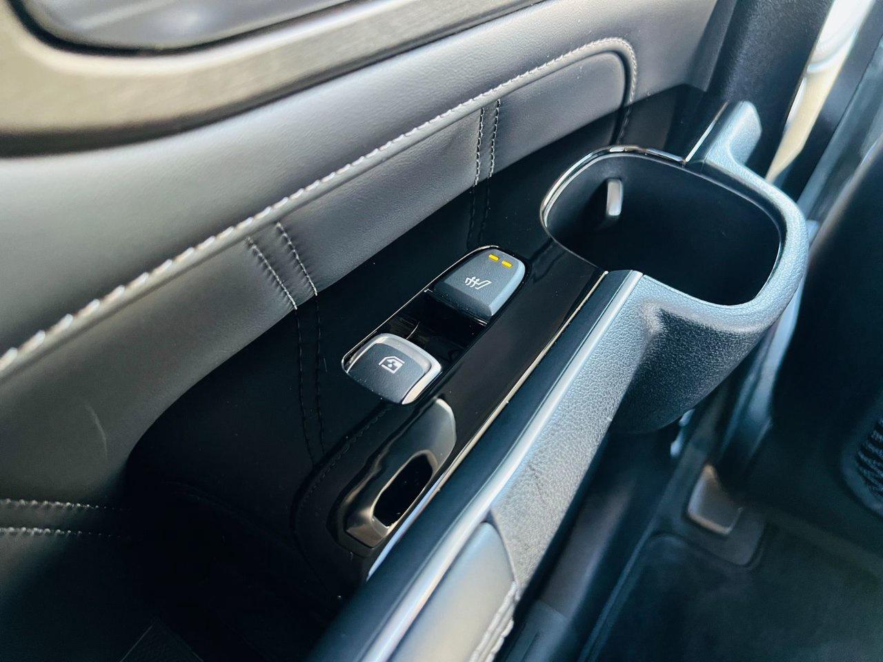 2025 Kia Sorento X-Line Limited Photo