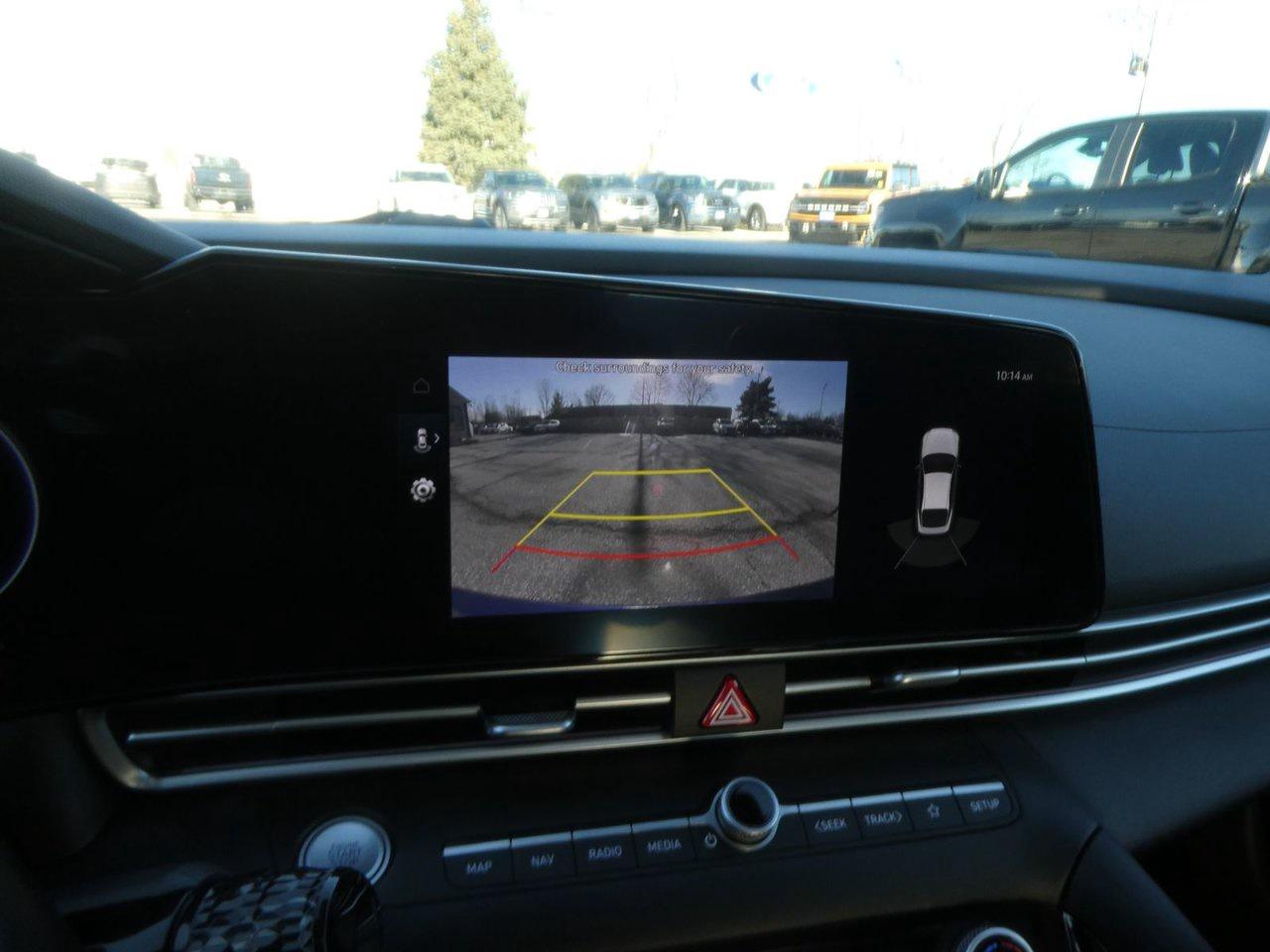 2023 Hyundai Elantra Limited Luxury Photo