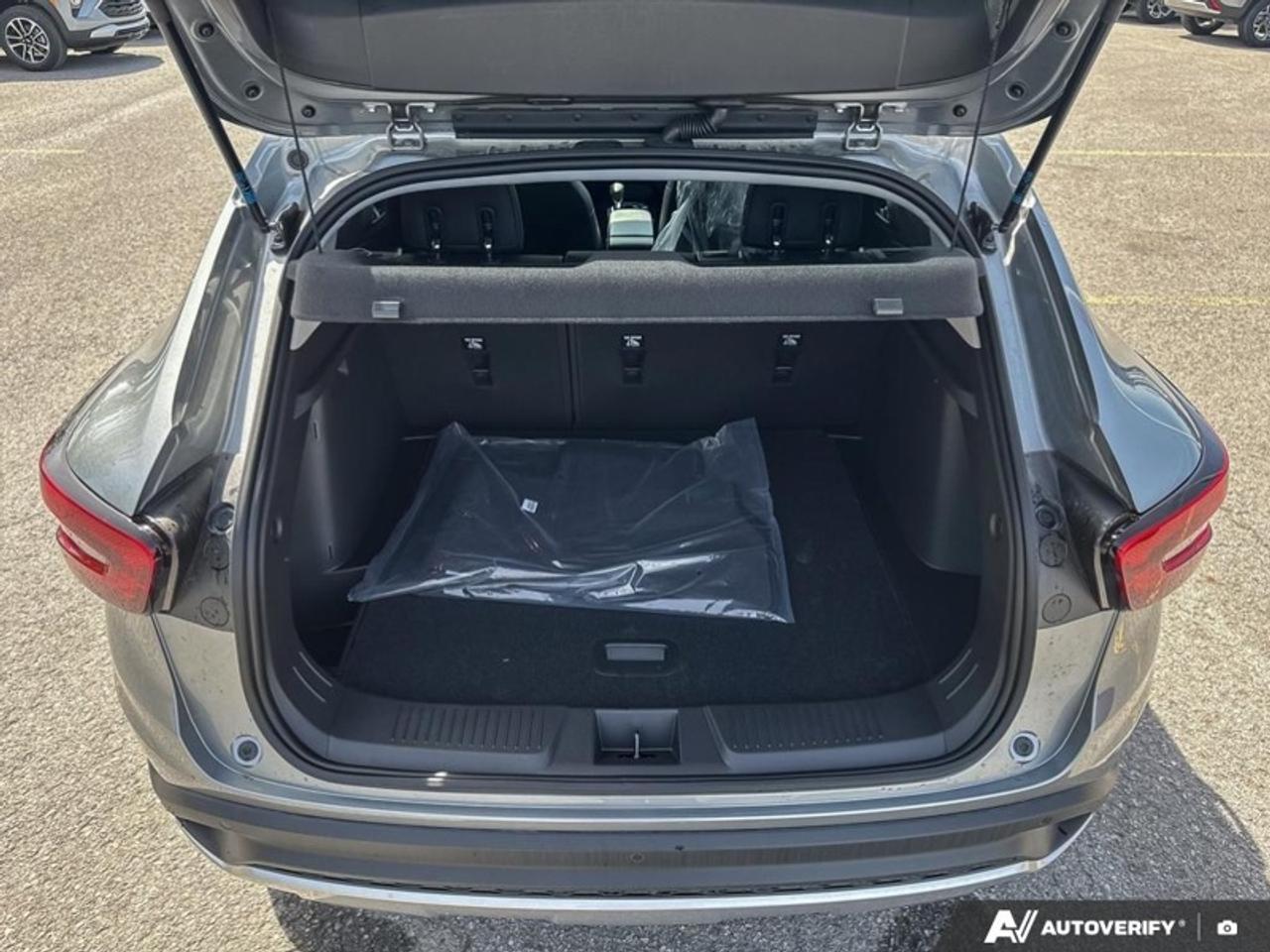 2026 Chevrolet Trax LT  - Heated Seats -  Remote Start Photo