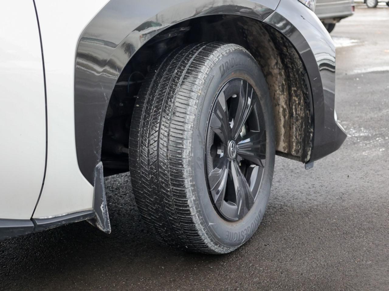 2023 Toyota bZ4X XLE  -  Sunroof - $222 B/W - Low Mileage Photo