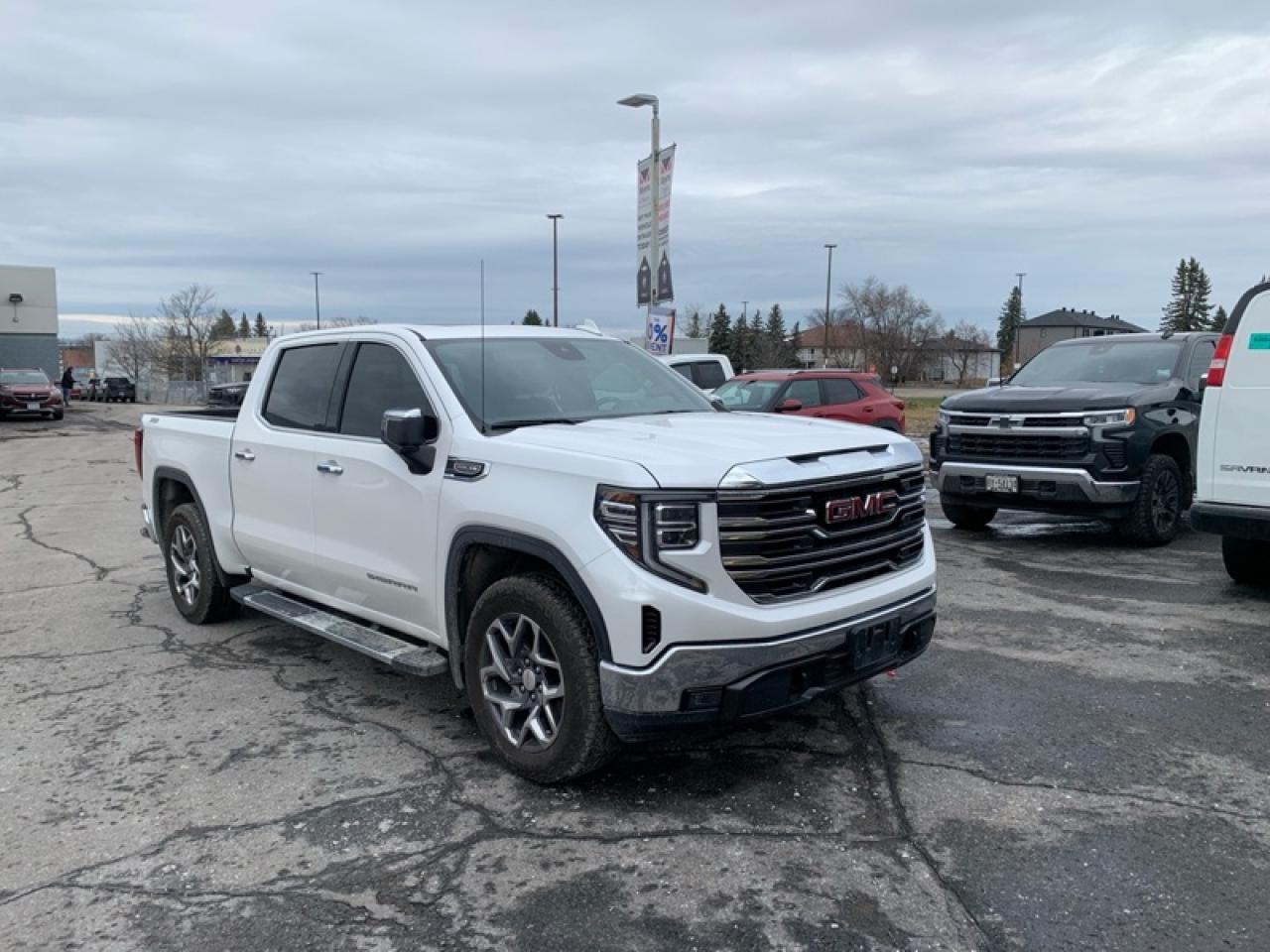 2022 GMC Sierra 1500 SLT  - Leather Seats -  Remote Start Photo