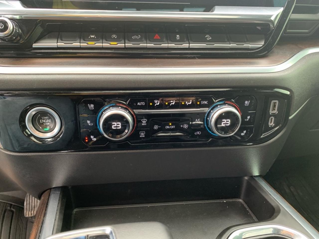 2022 GMC Sierra 1500 SLT  - Leather Seats -  Remote Start Photo