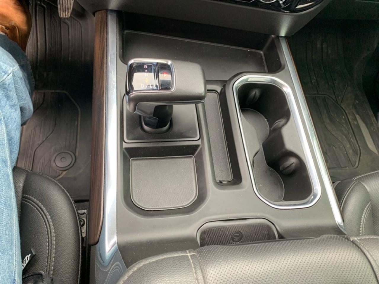 2022 GMC Sierra 1500 SLT  - Leather Seats -  Remote Start Photo