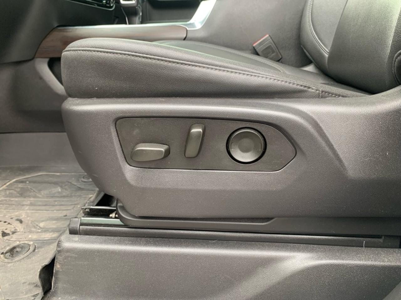 2022 GMC Sierra 1500 SLT  - Leather Seats -  Remote Start Photo