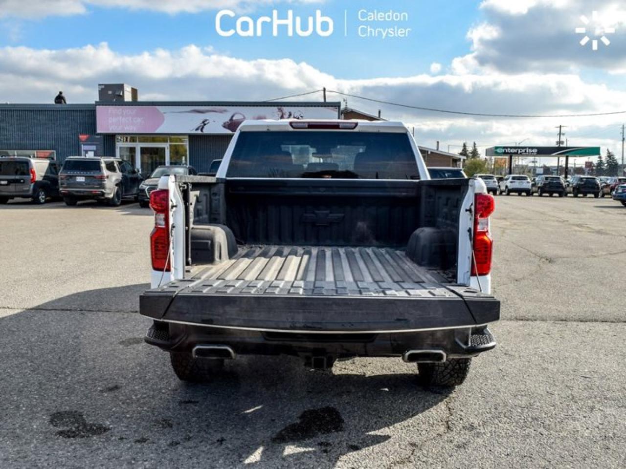 2024 Chevrolet Silverado 1500 Custom Trail Boss Z71 4WD Crew Cab 147" 6 Passenger Multifunction Tailgate Photo