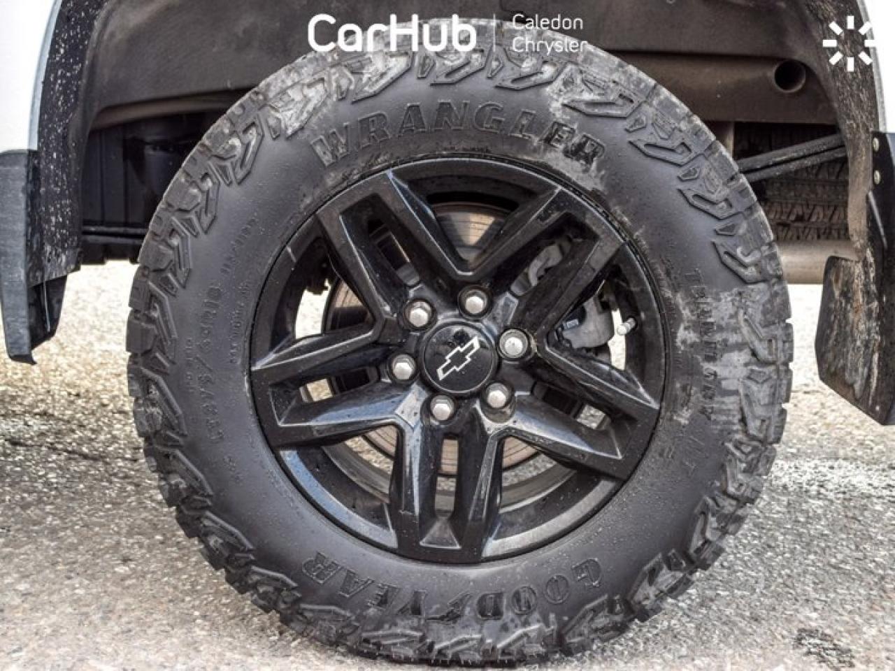 2024 Chevrolet Silverado 1500 Custom Trail Boss Z71 4WD Crew Cab 147" 6 Passenger Multifunction Tailgate Photo