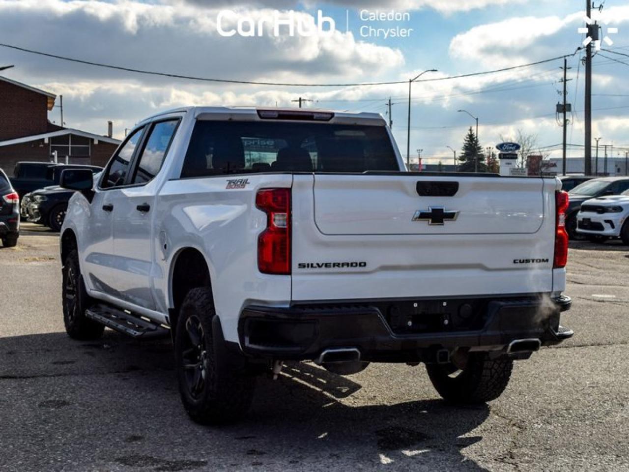 2024 Chevrolet Silverado 1500 Custom Trail Boss Z71 4WD Crew Cab 147" 6 Passenger Multifunction Tailgate Photo